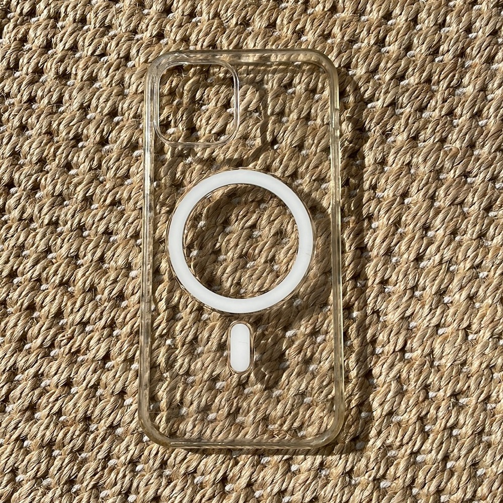 iPhone 12 Pro MagSafe Case Clear